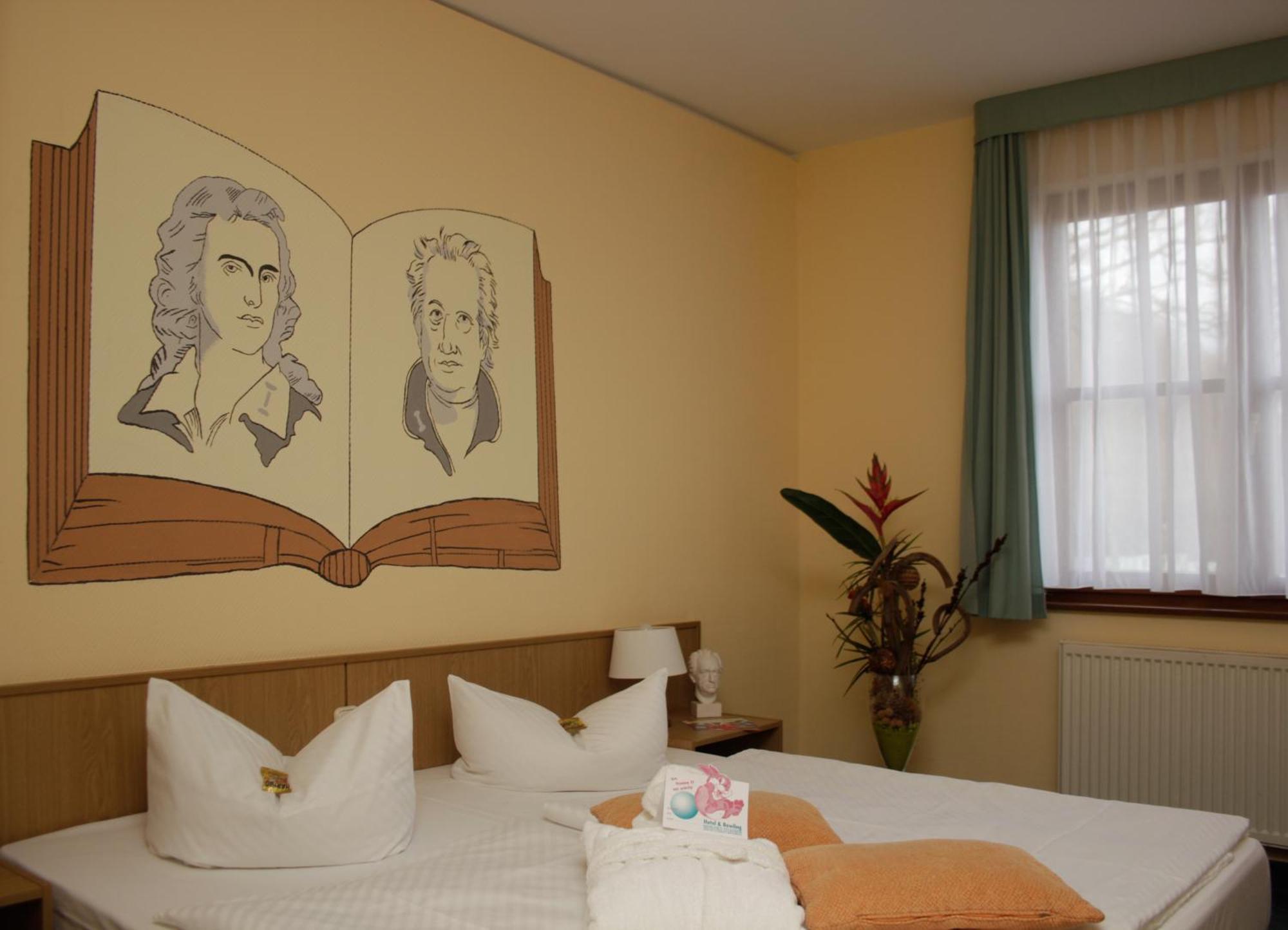 Jembo Park Hotel Єна Екстер'єр фото